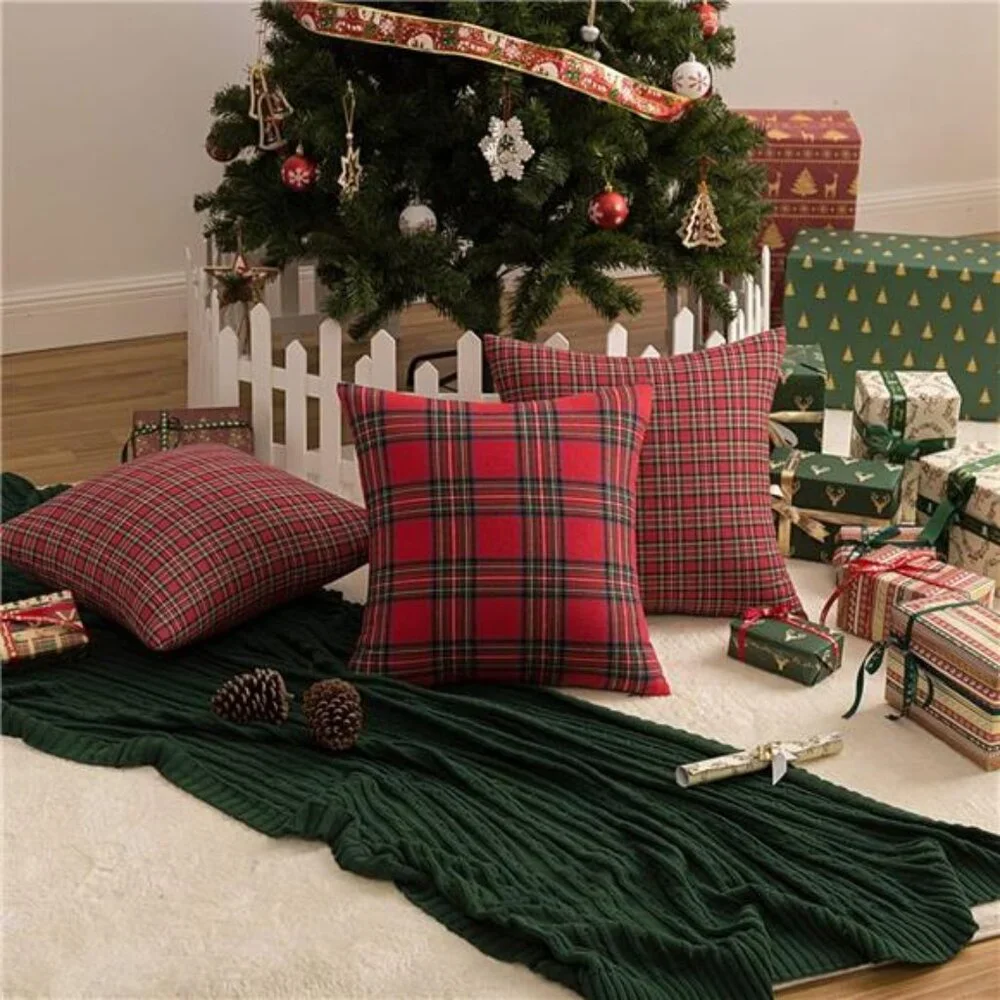Pack of 2 Christmas Plaid Decorative Throw Pillow Covers Scottish 18x 18